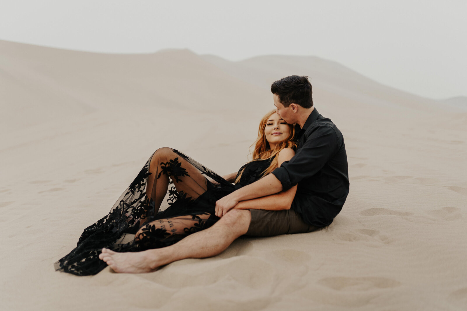 Sand Dunes Couples Photos - Raquel King Photography64