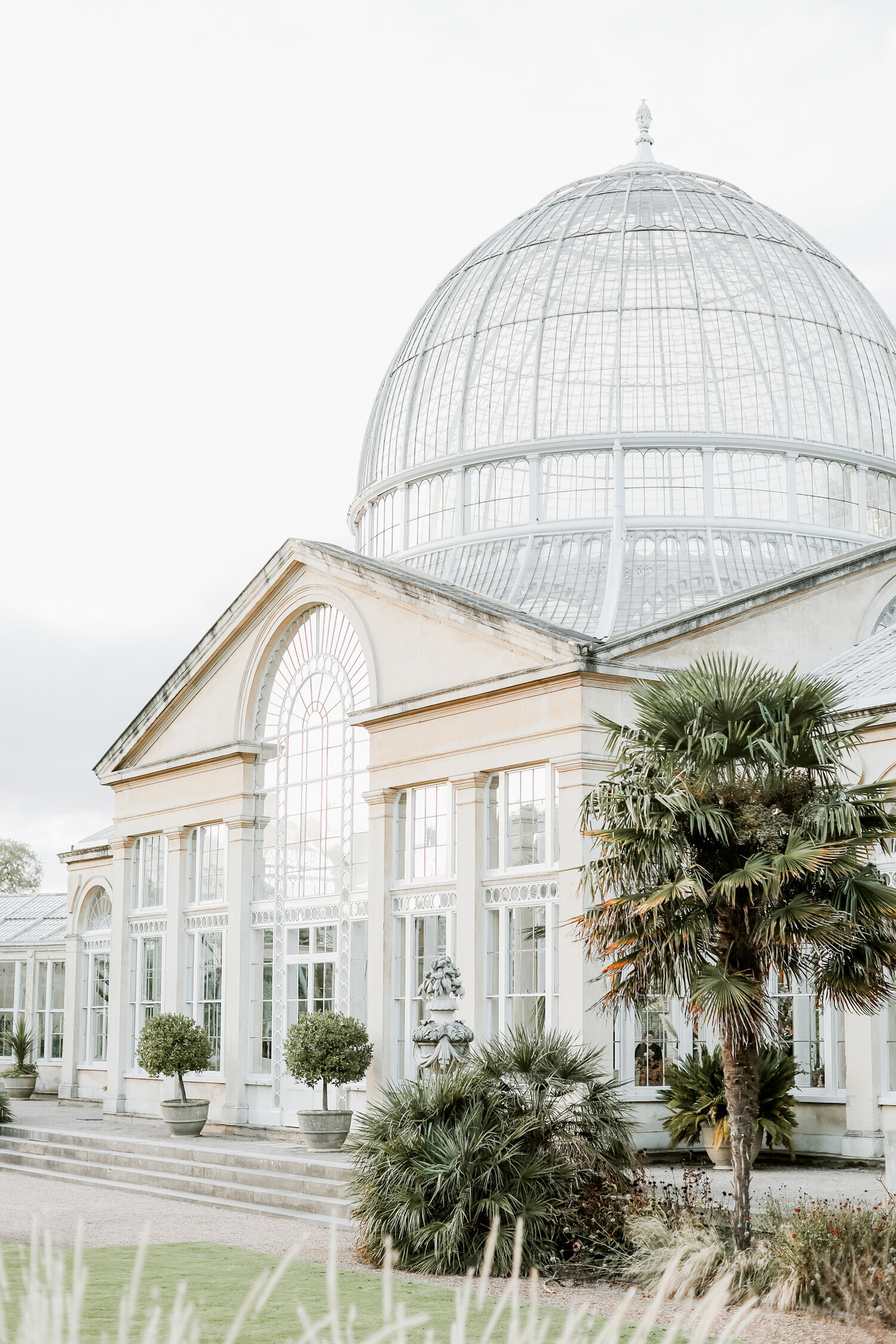 Syon-Park-wedding-venue-conservatory-outside