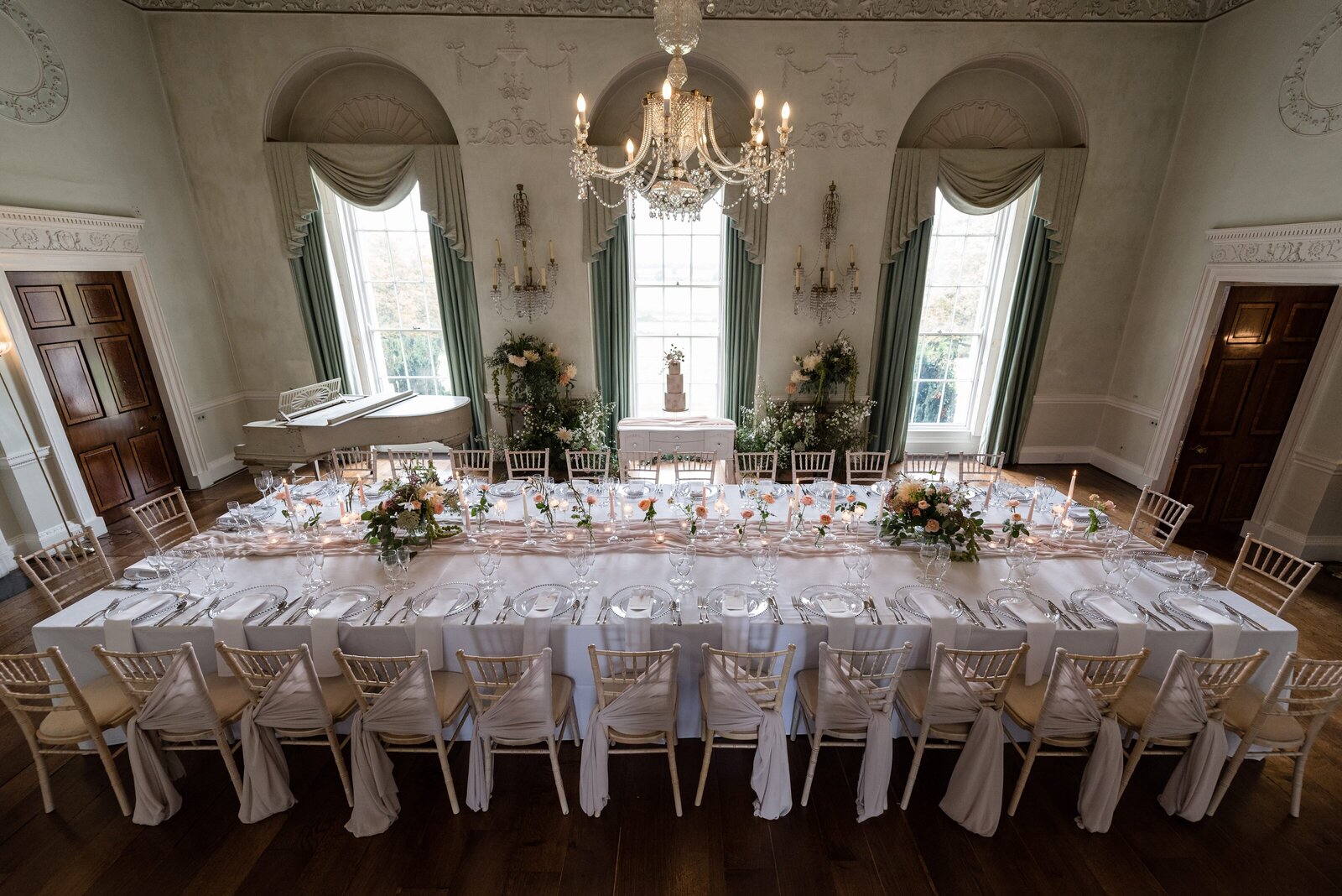 Kelmarsh-Hall-wedding-photos-1220