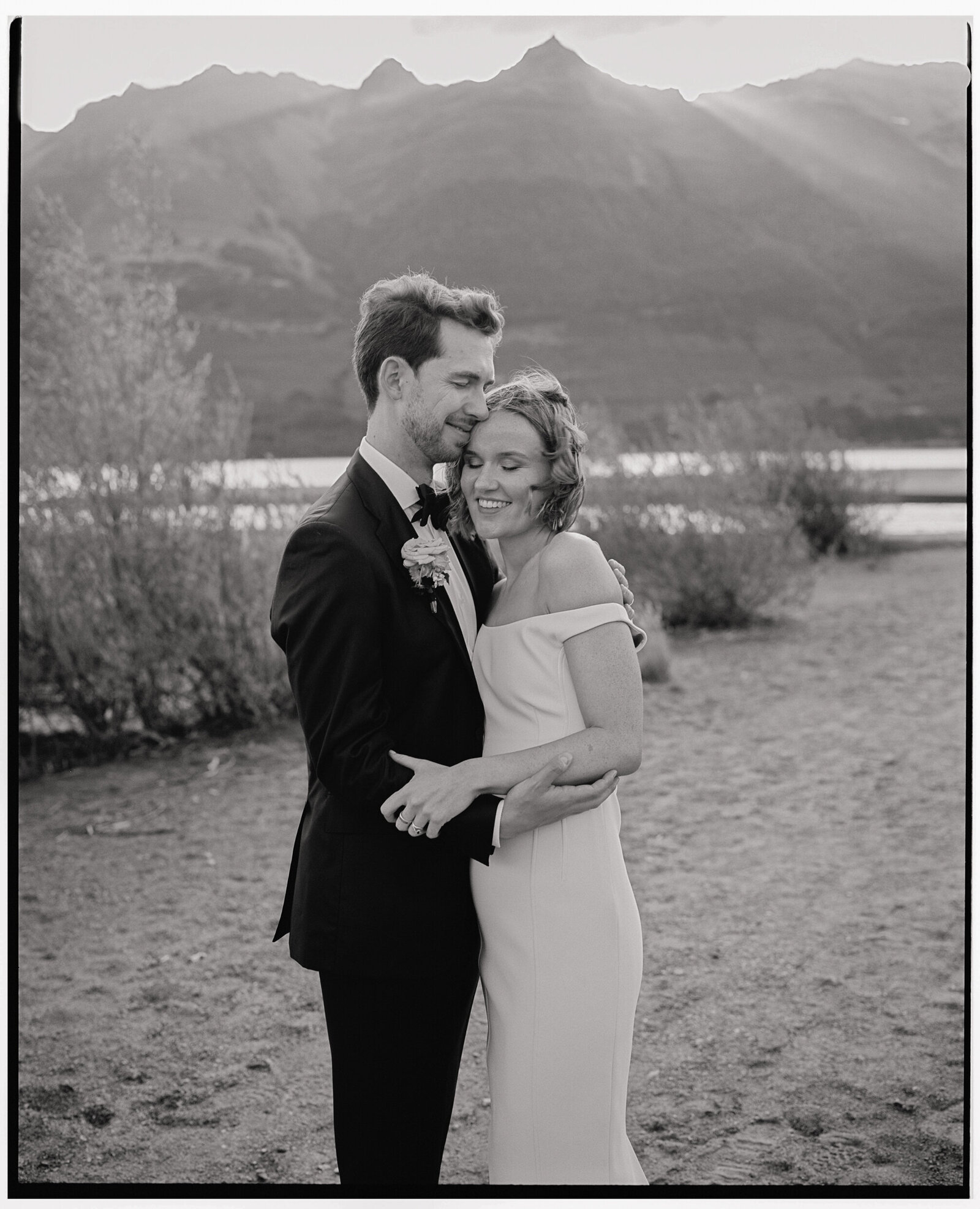 Glenorchy-Elopement-Zara-Staples-Film-Photographer-2