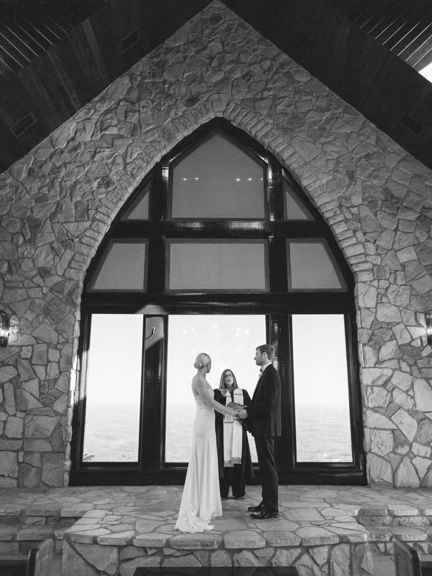 Cliffs-at-Glassy-Chapel-Wedding-0020