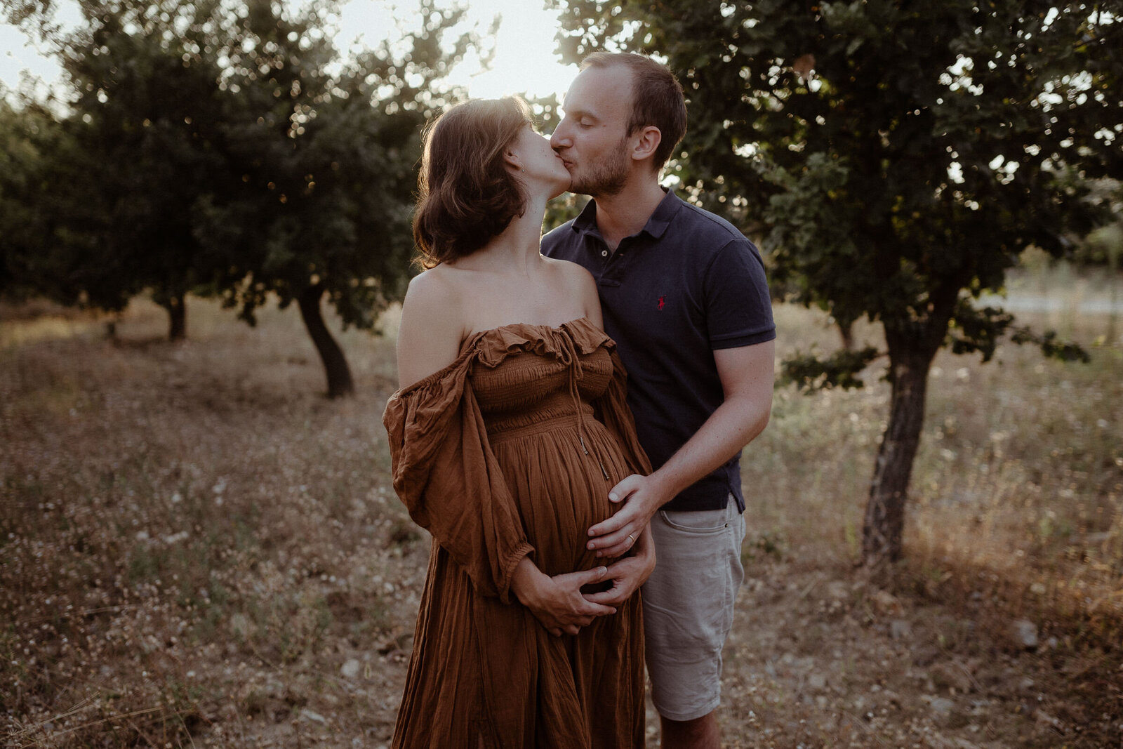 cinematic-sunset-maternity-shoot-south-of-france-18