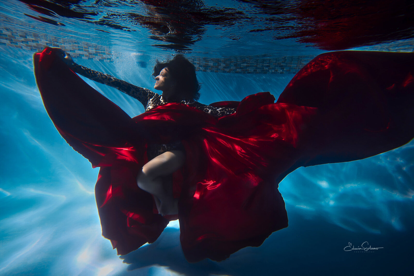 underwater-red-dress-0013