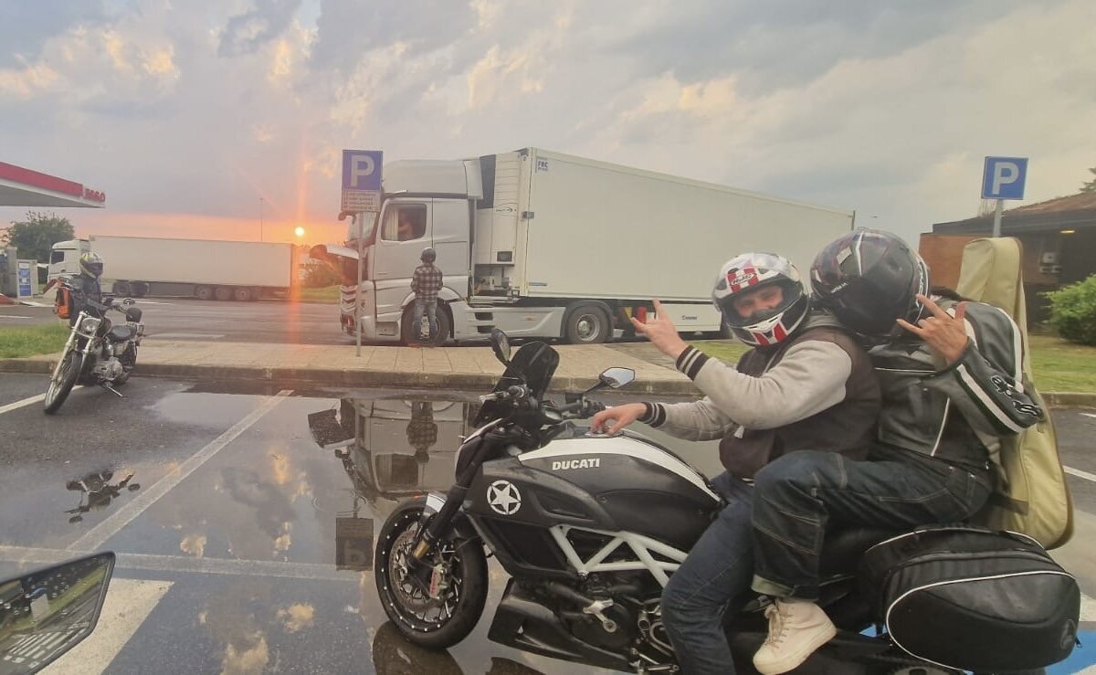 b698b15a-245c-47ec-887a-621f72599ffb