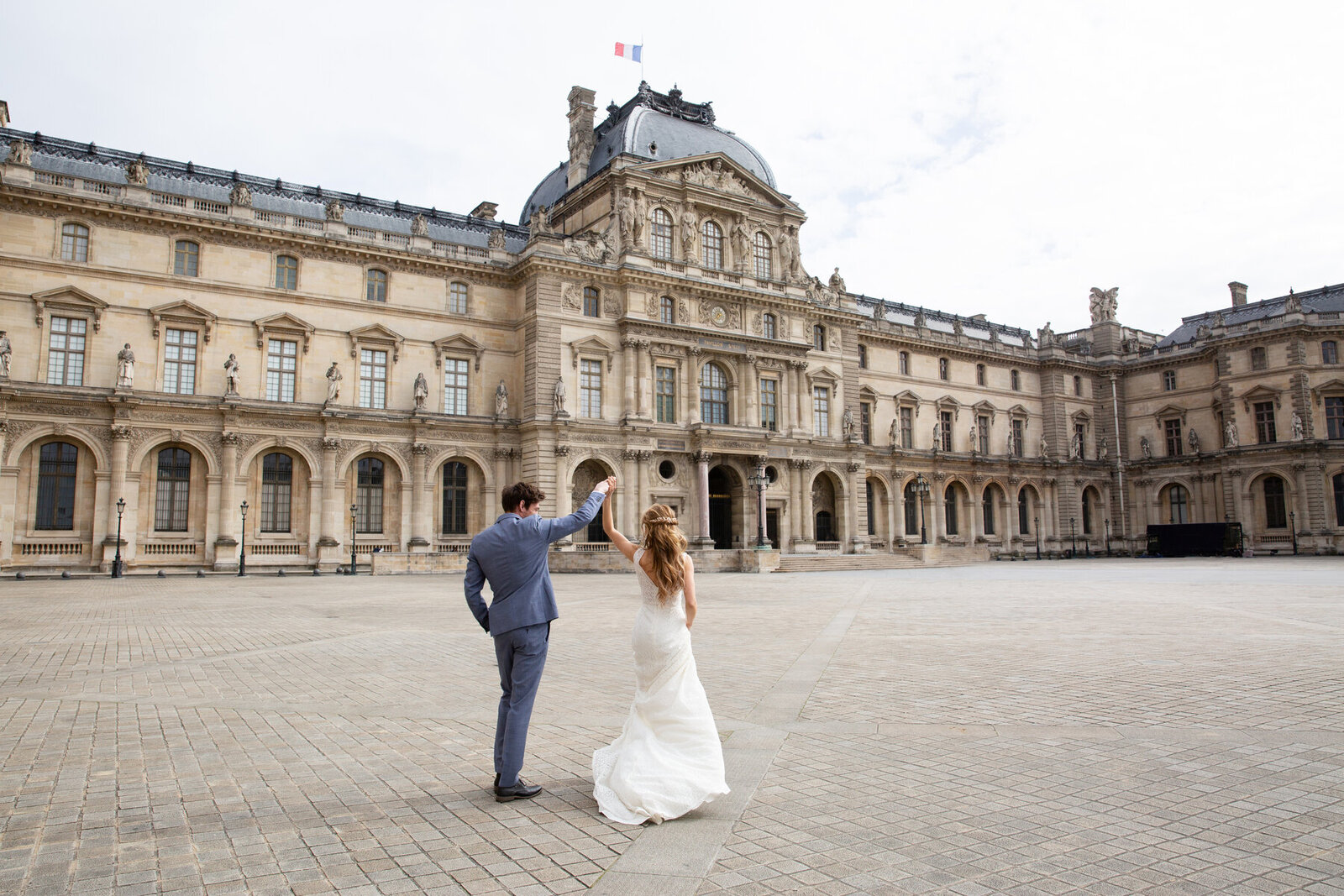 Trouwen in het louvre