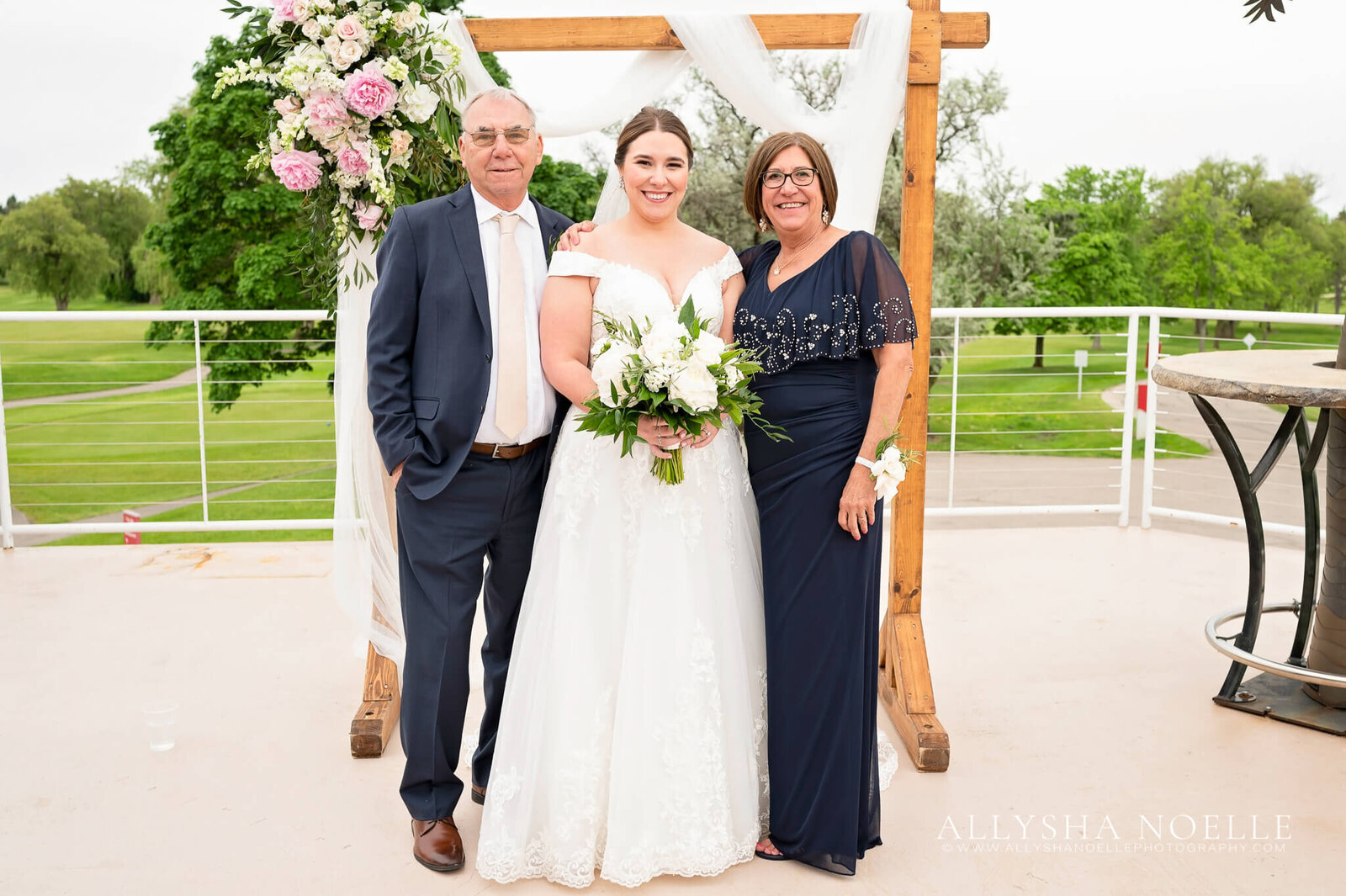 Wedding-at-River-Club-of-Mequon-482