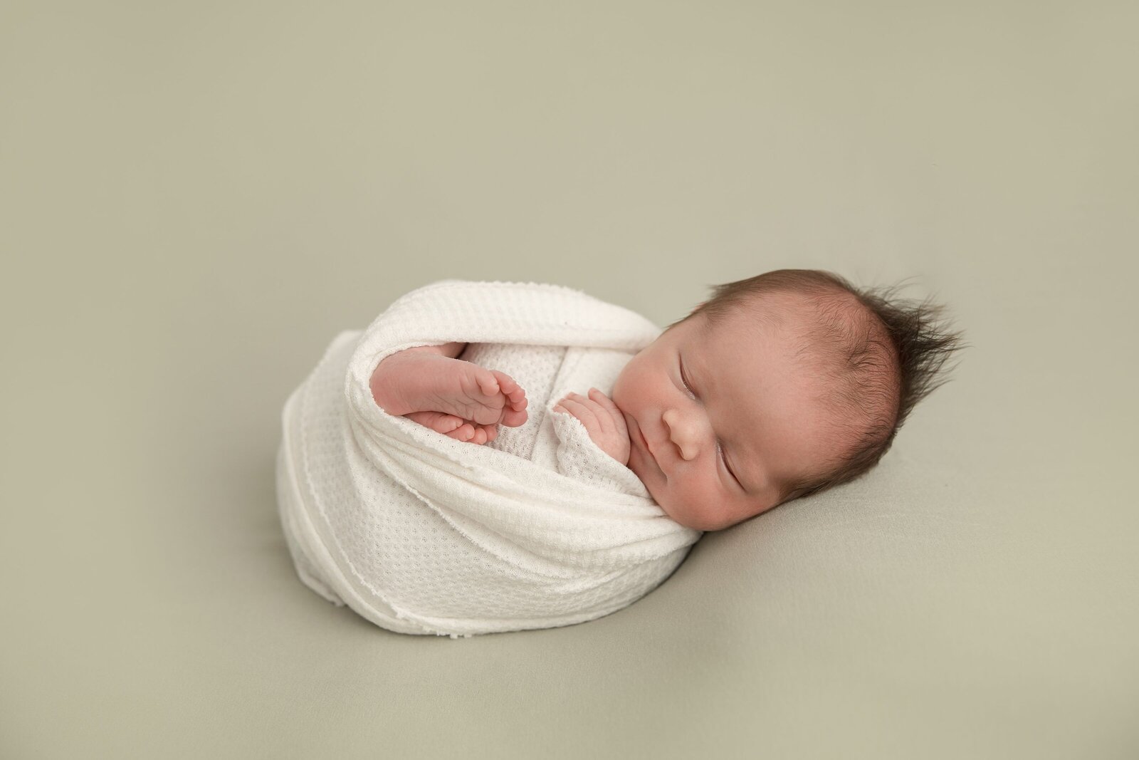 nj-newborn-photographer-studio-2023_0023
