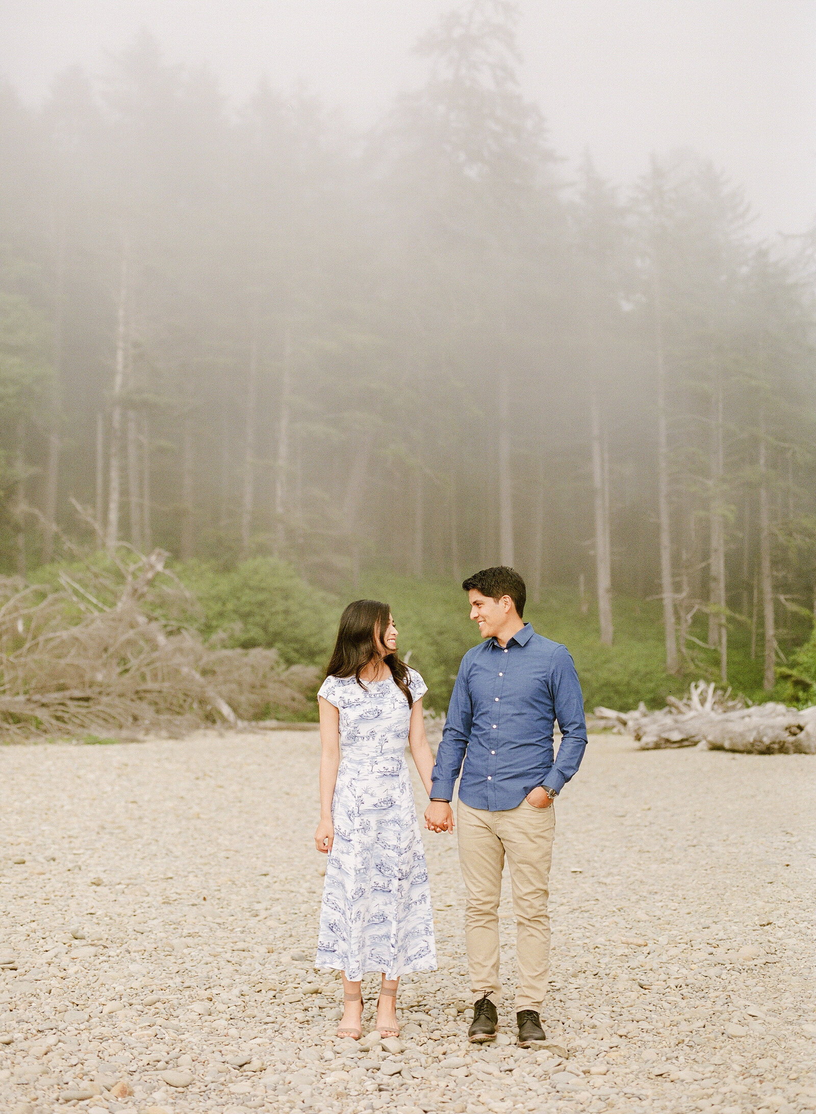 M & M Engagement at Ruby beach (3)