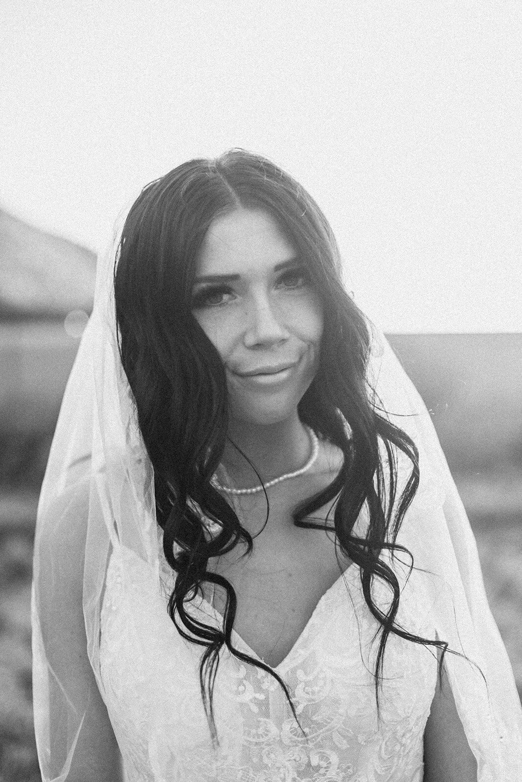 how to choose a wedding photographer