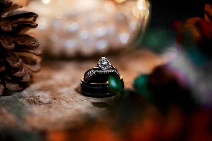 rings-pine cones-pearls