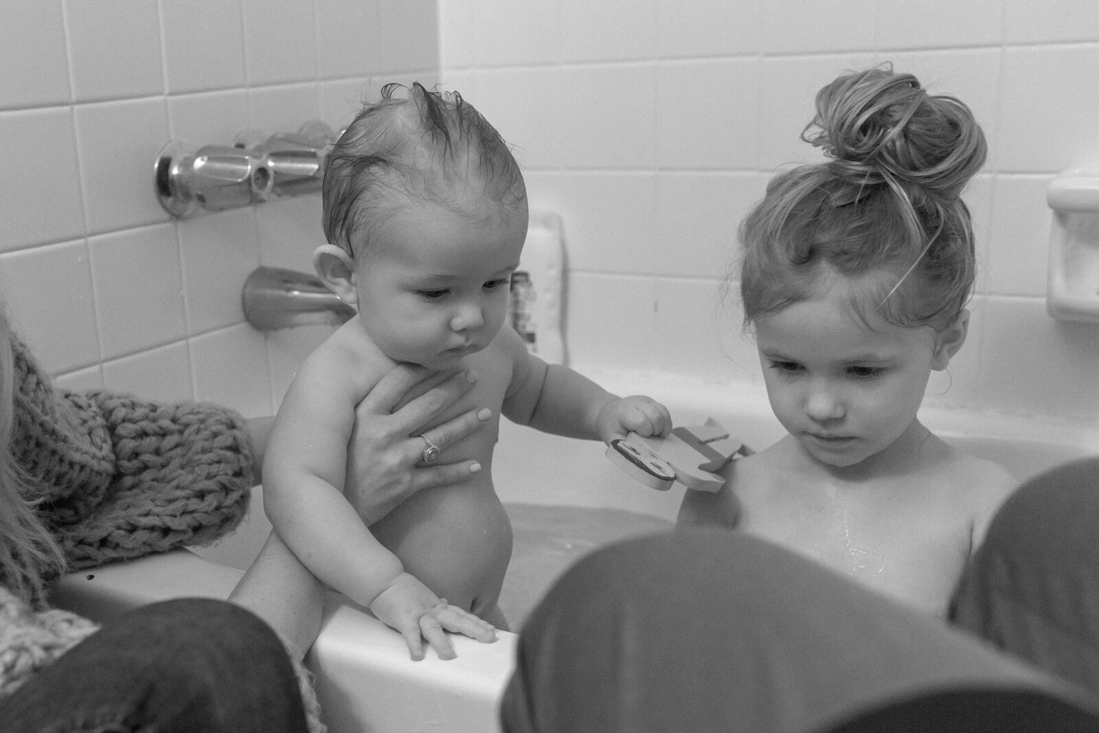 portland-oregon-family-bathtub-session