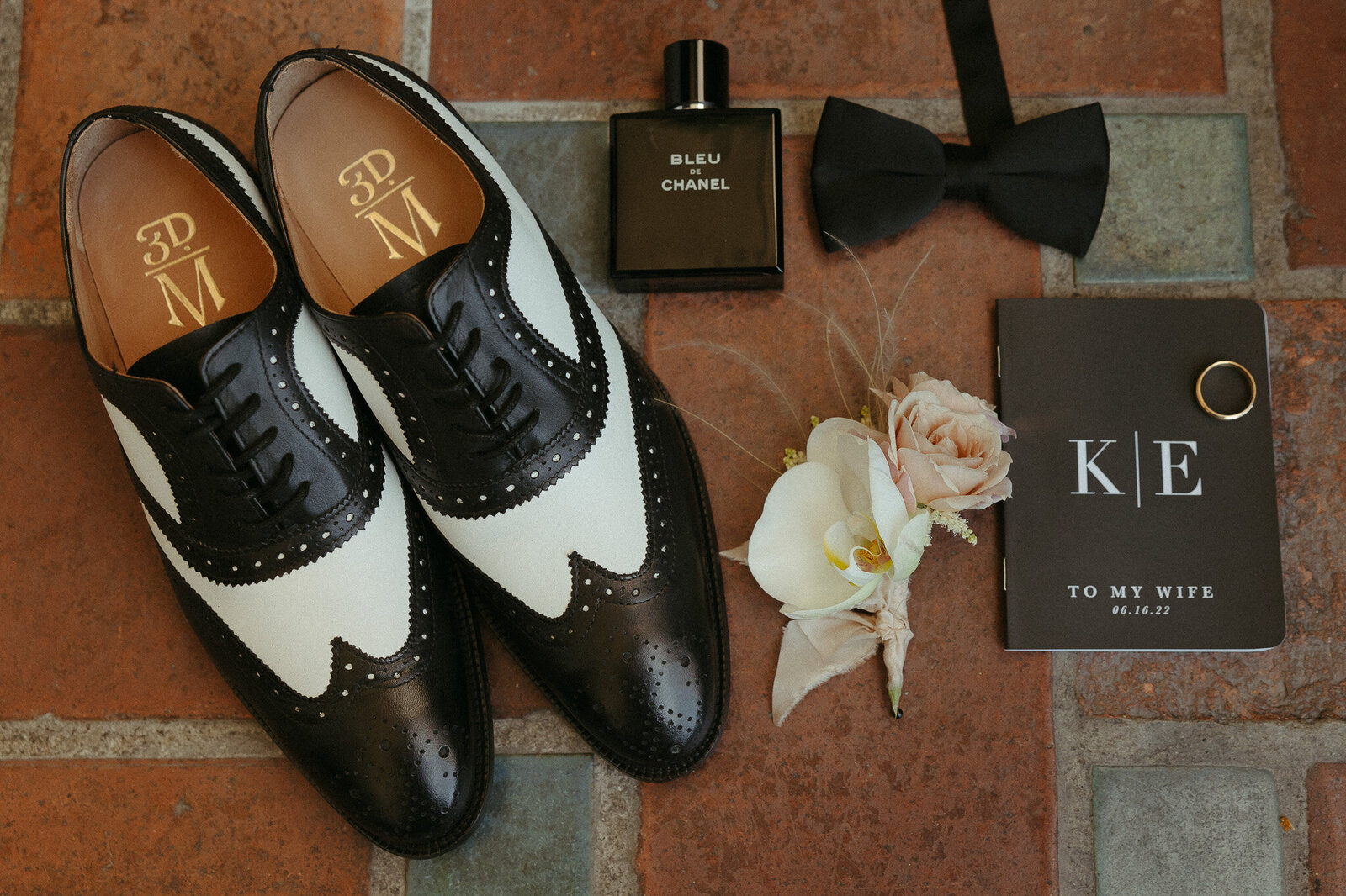 K+EWeddingSneakPeeks-5-2