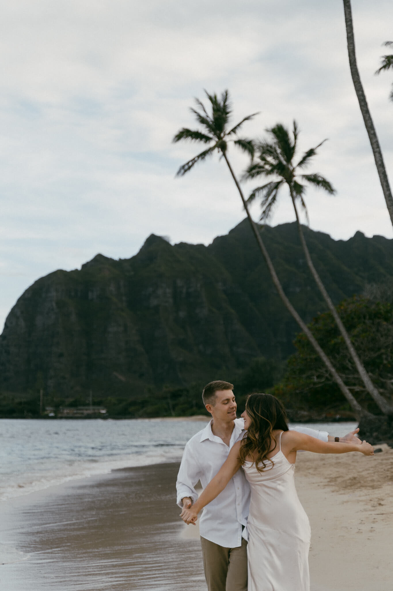 sharonkastelijnsphotography-beachsshoot-hawaii-ohau-7