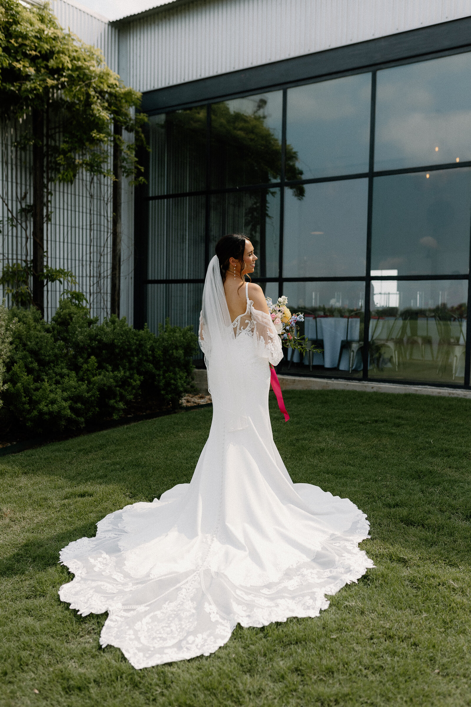 Wedding at The Gin at Hidalgo Falls in Navasota, photographed by Lauren Ashleigh Photography. 
