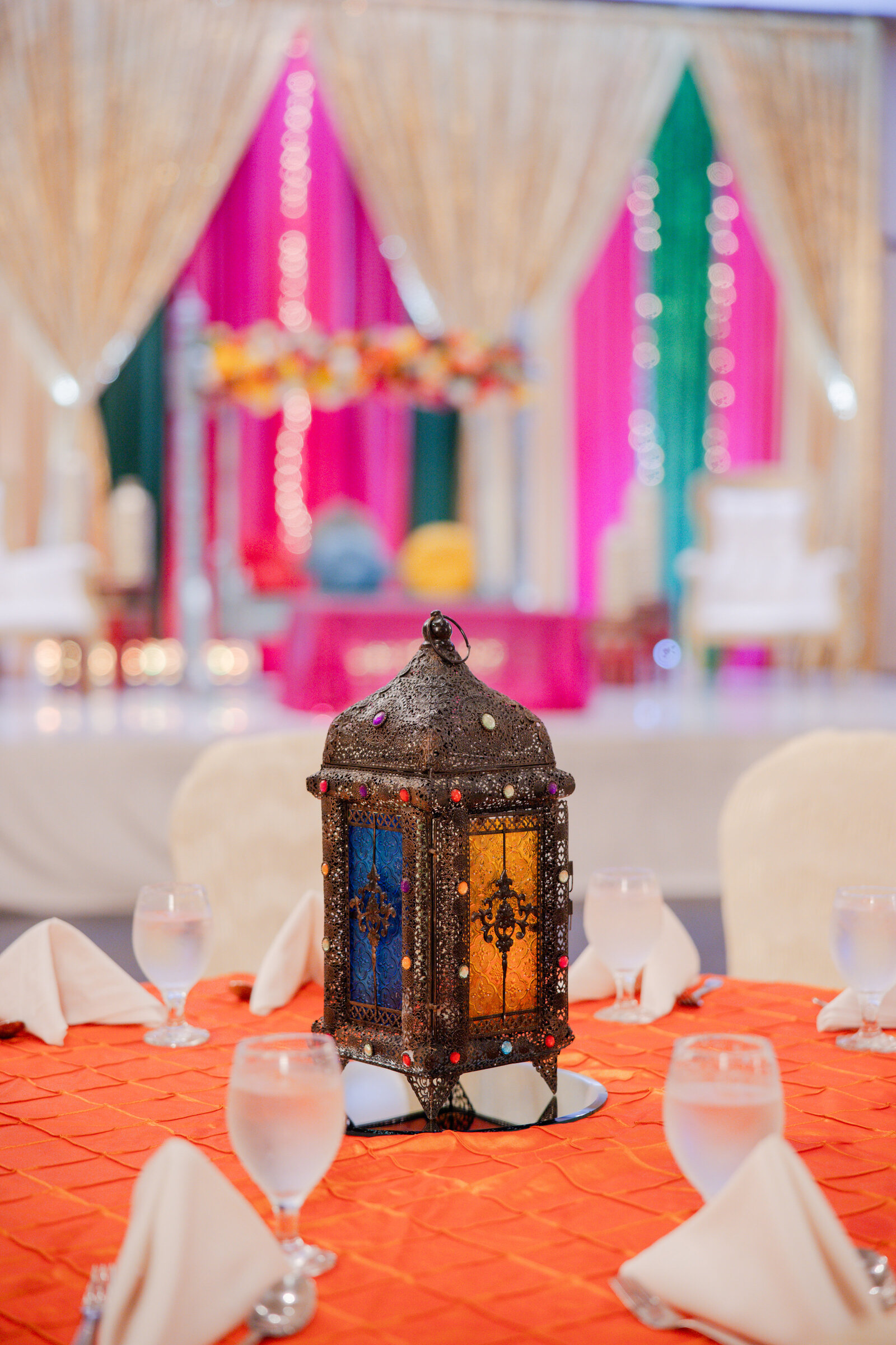 Wedding-venue-crystal-banquet-decor-photography