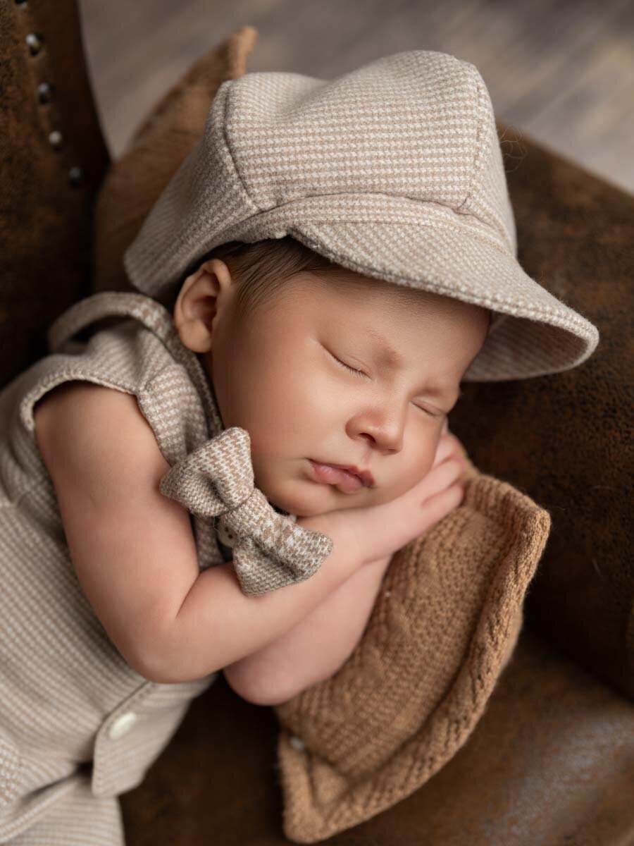 celebration-fl-high-end-newborn-photographer