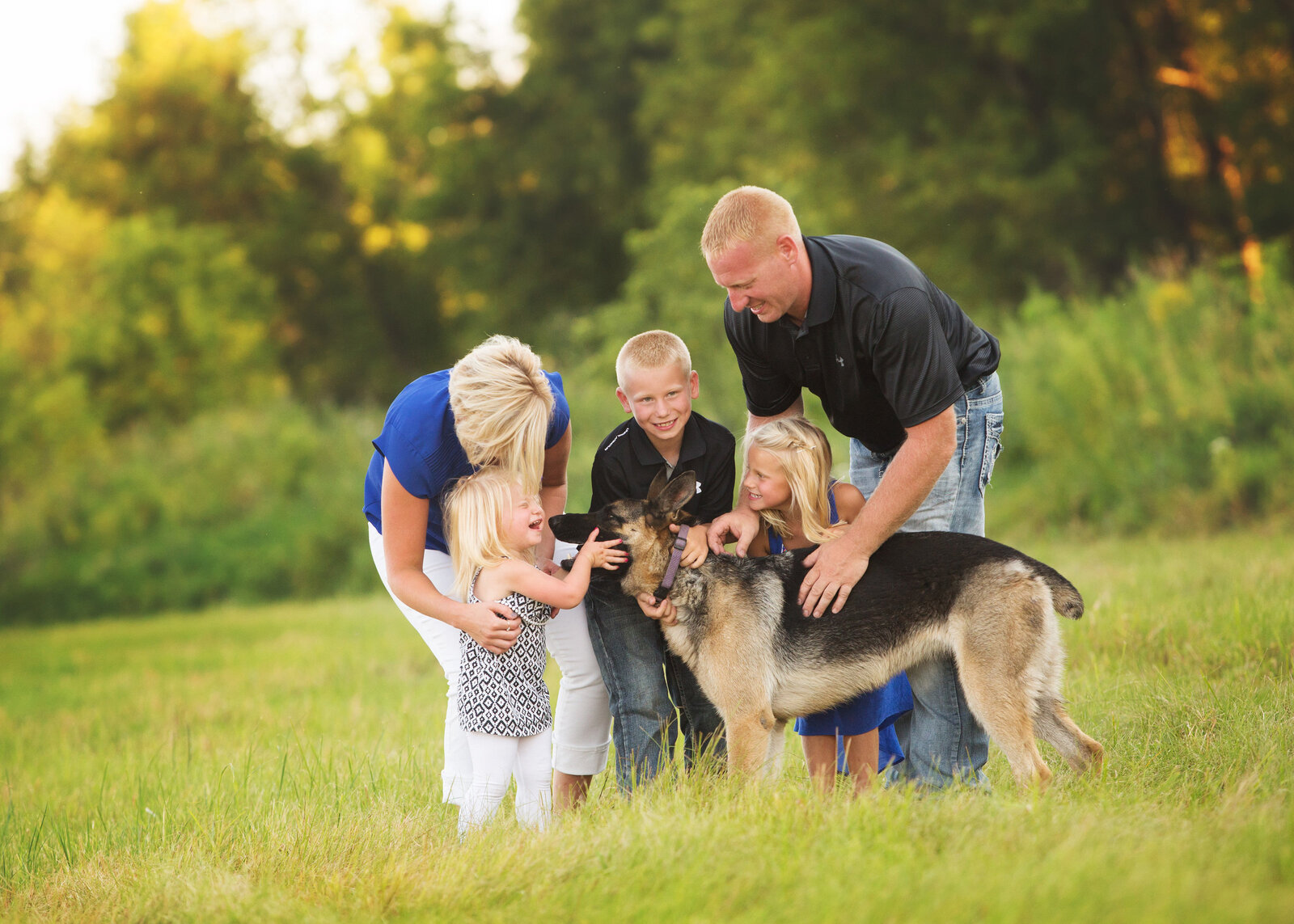 family with dog photos