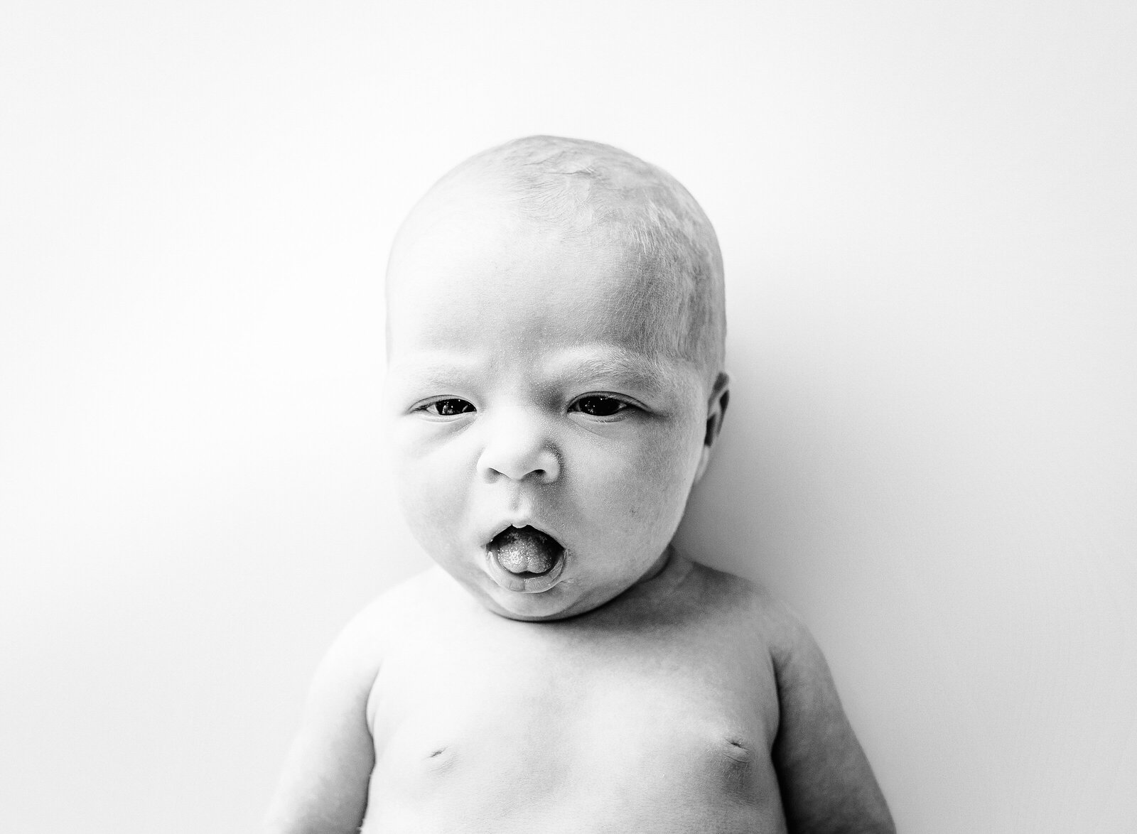 sacramento-newborn-photographer-11