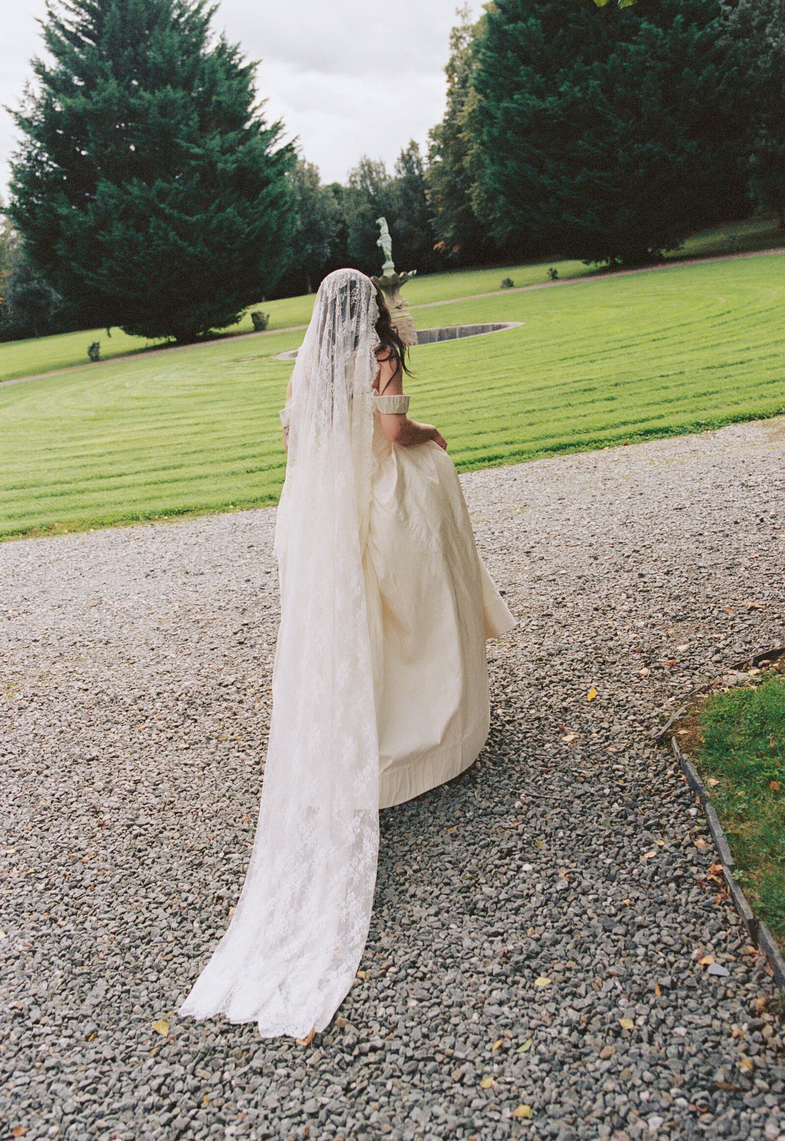 Film-Wedding-Photographer-Zara-Staples-Weddings92