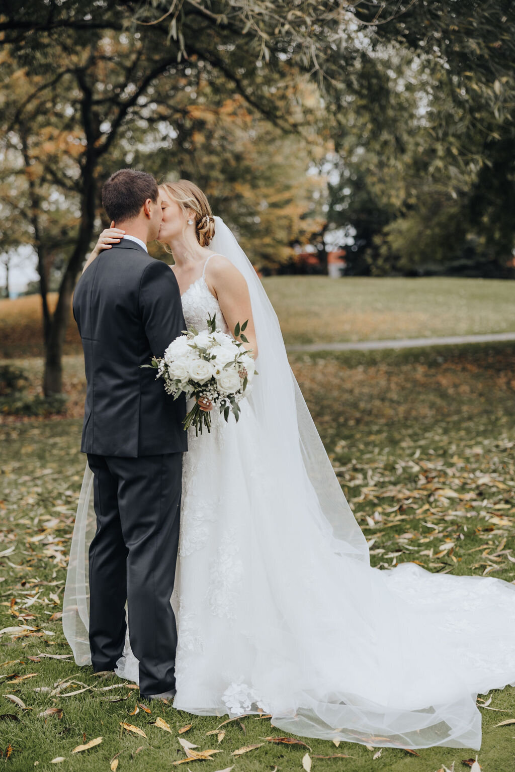 Newlyweds first look kissing