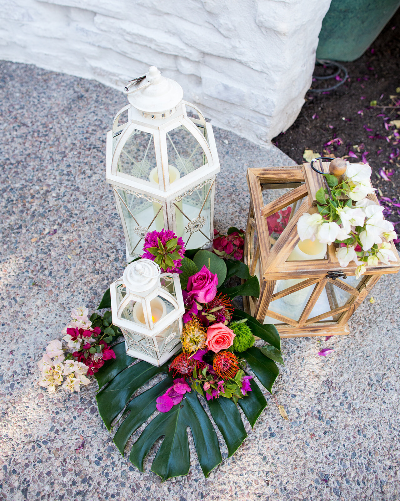 Vibrant wedding flowers for your Scottsdale wedding.