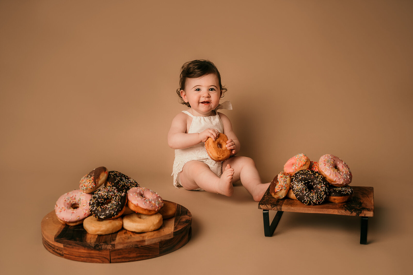Tauranga-studio-donutsession-oneyearold-toddler-1