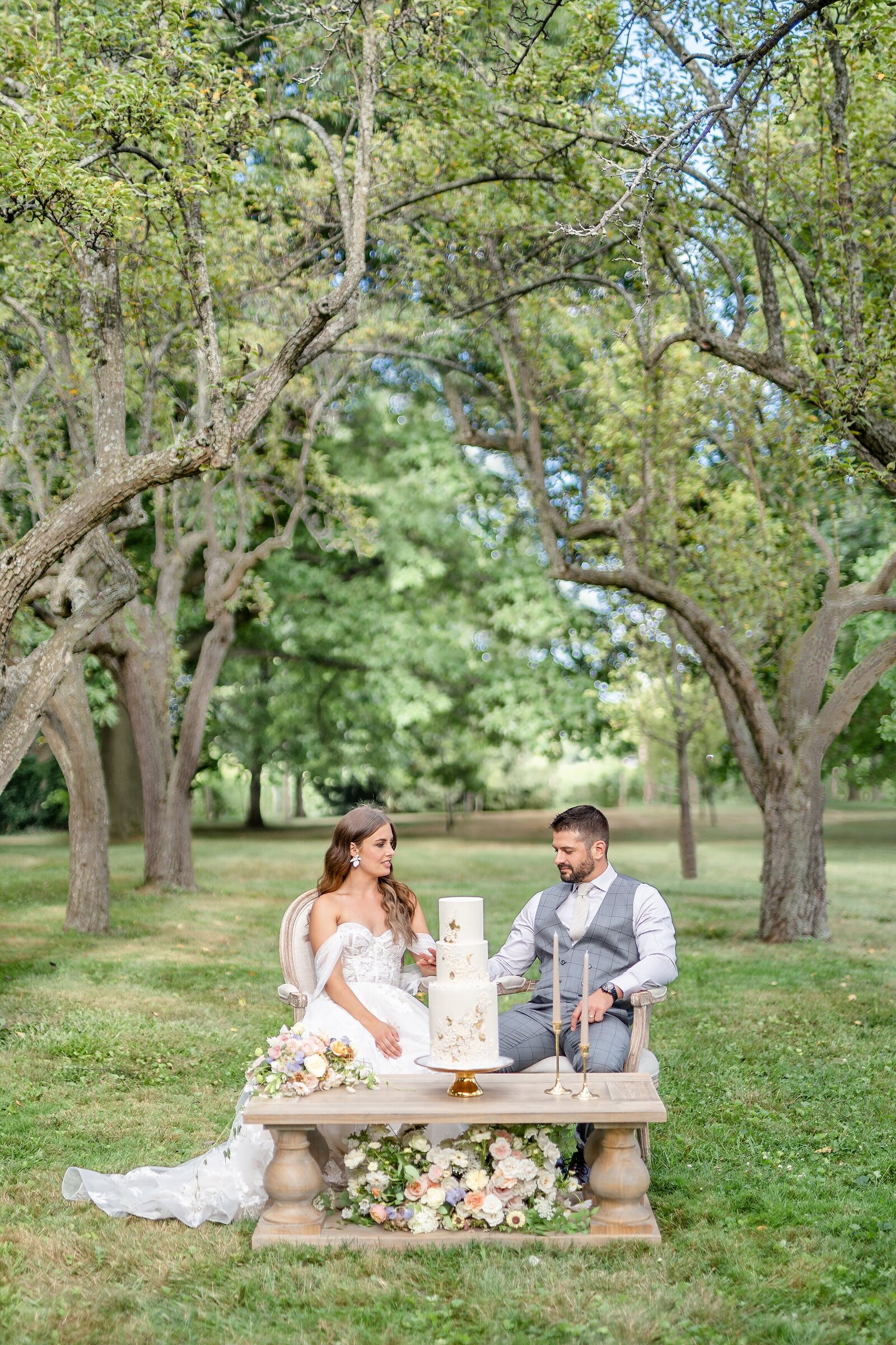 Kurtz Orchard Amalfi Coast Inspired Wedding | Dylan & Sandra Photography -32