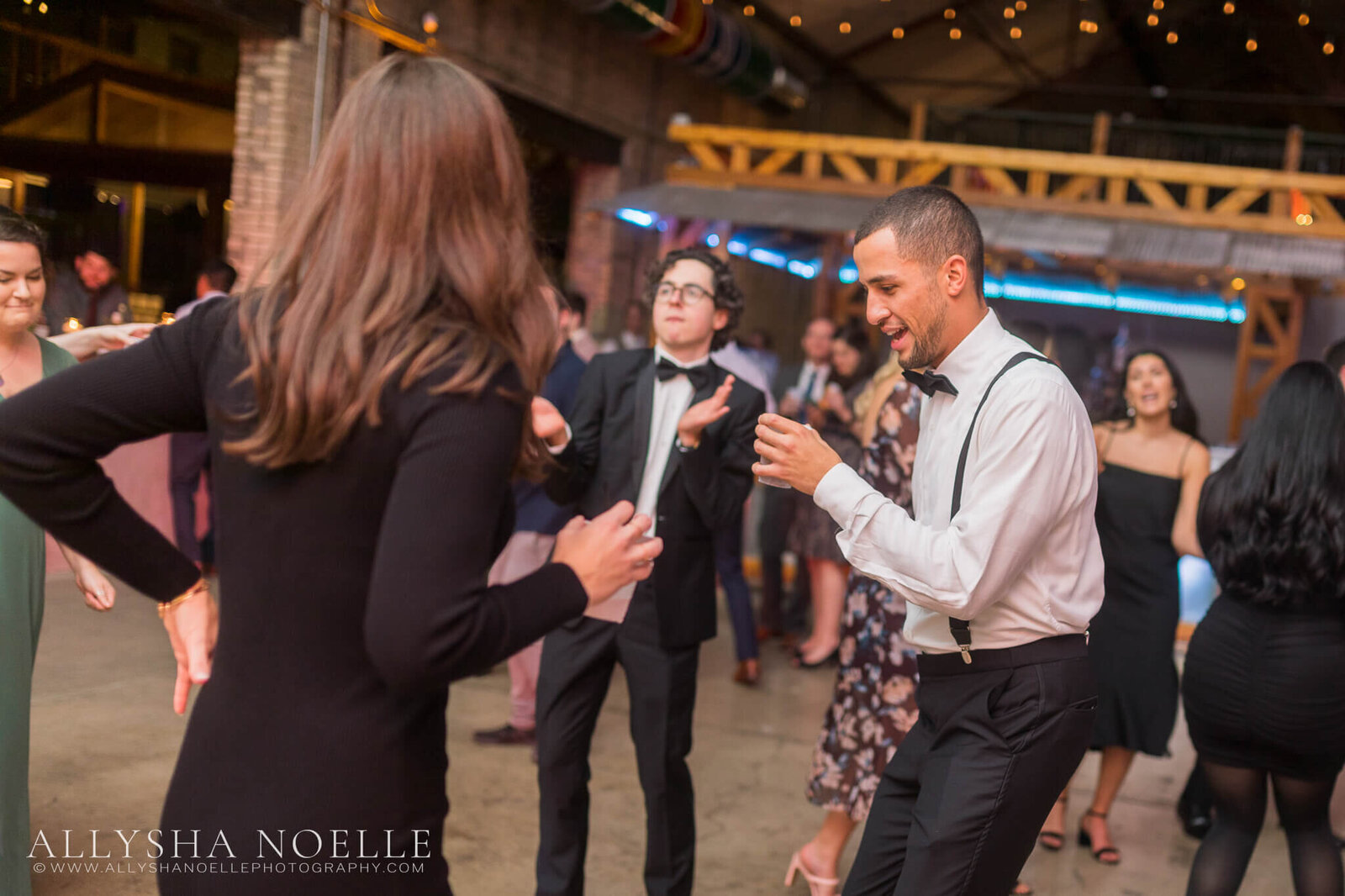 Wedding-at-The-Factory-on-Barclay-in-Milwaukee-1331