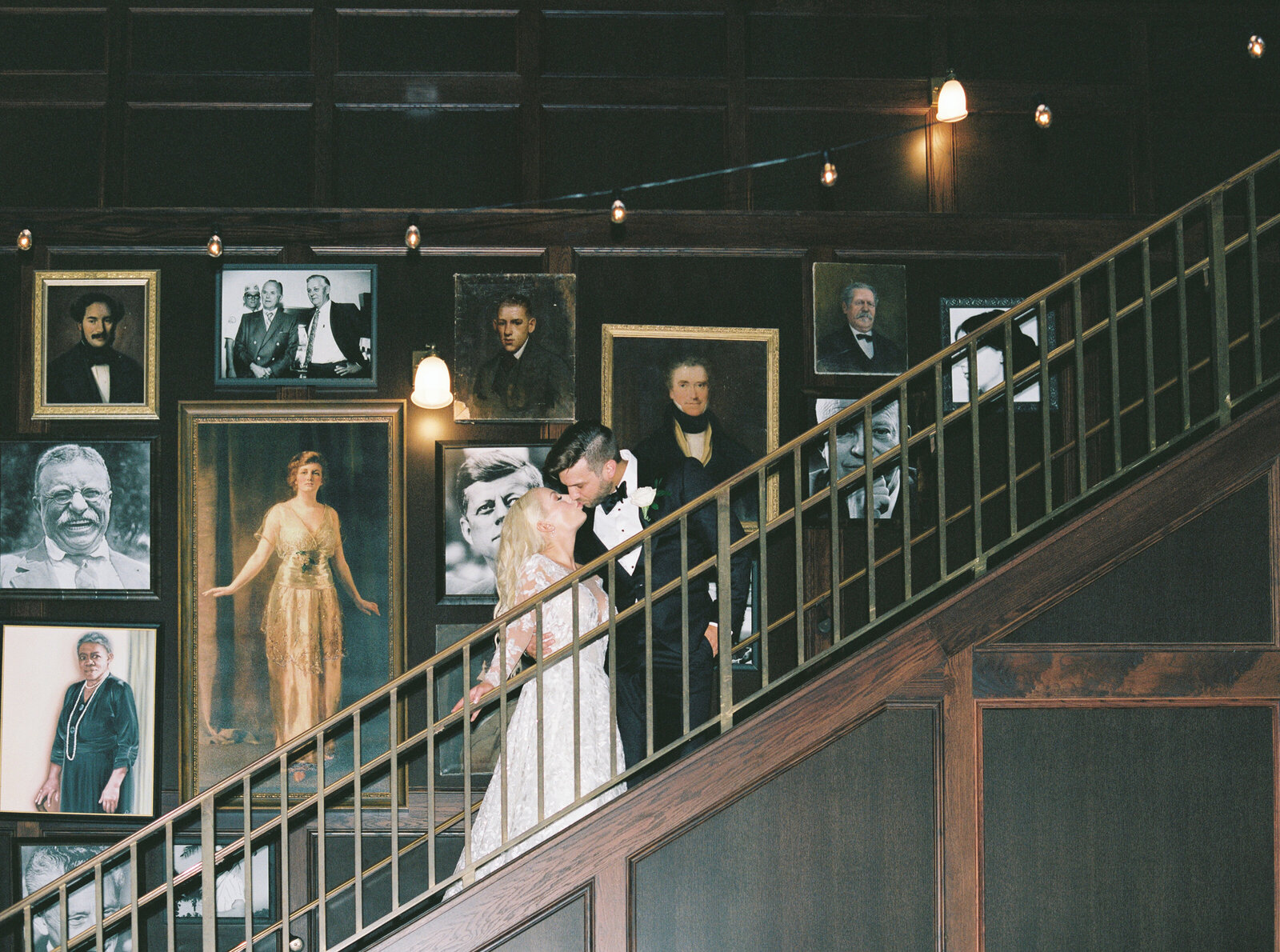 MadeleinePaulWedding-Film-OxfordExchangeWedding-RuthTerreroPhotography-14-2
