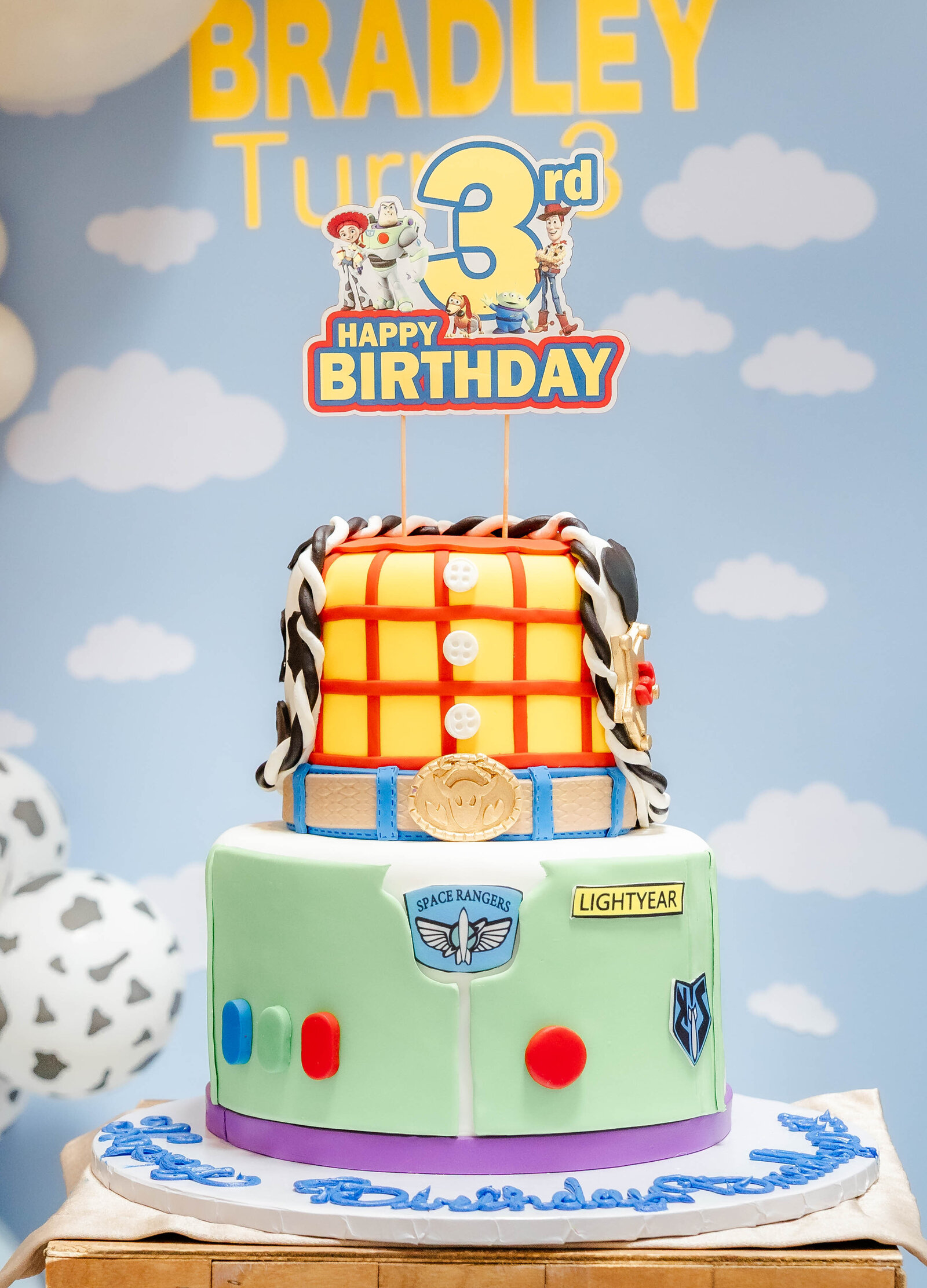 toy-story-birthday-cake-buzz-woody-3rd-party
