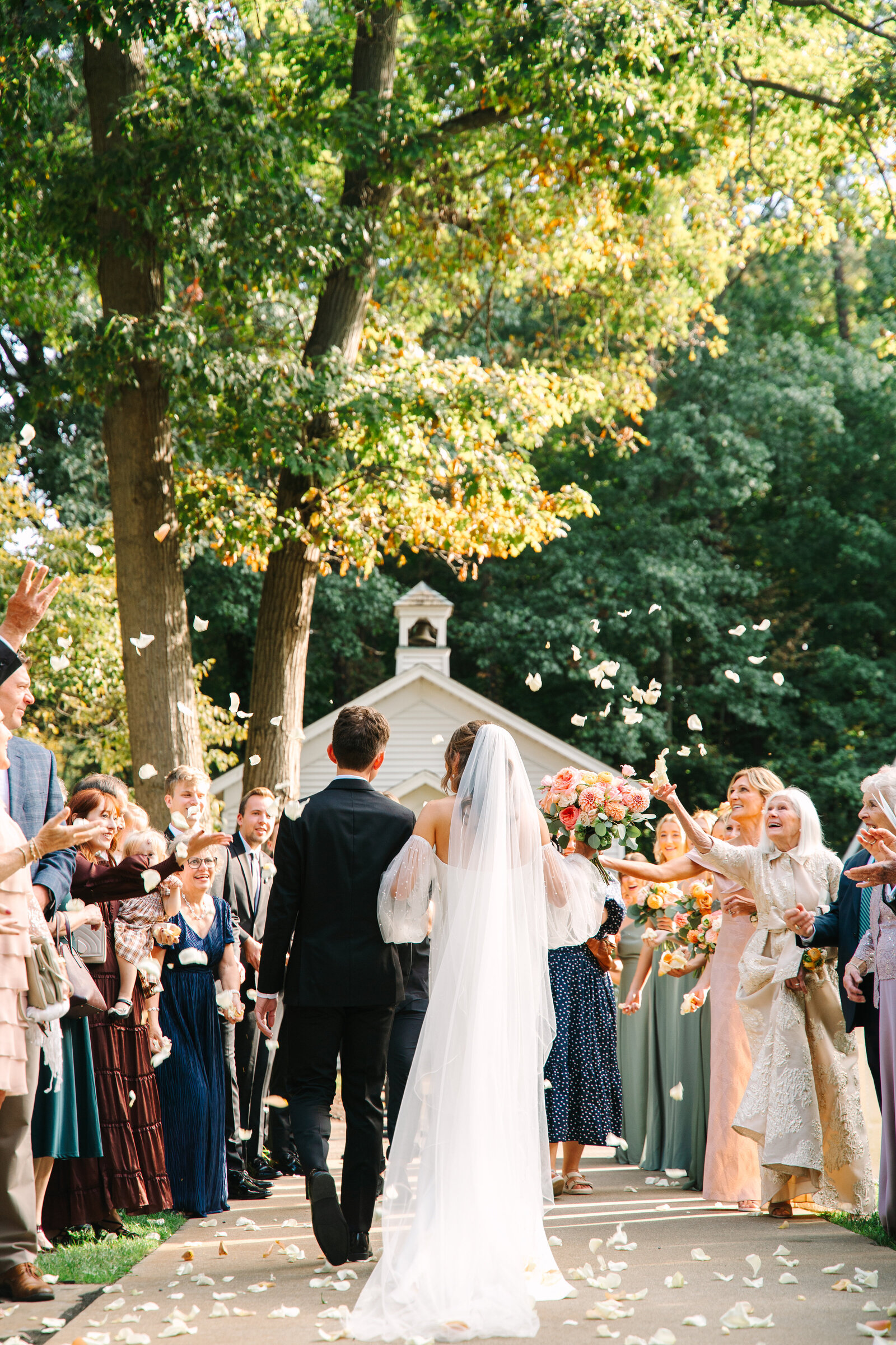 brittney moseby photography evansville wedding photographer and videographer luxury weddings and events husband and wife photo video team editorial posing top photographer in indiana-22