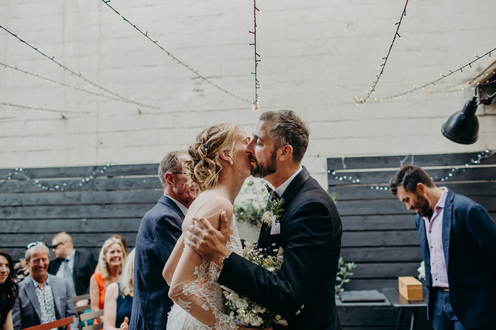 0073_Cafe_Montmartre_Candid_Wedding_Photographer