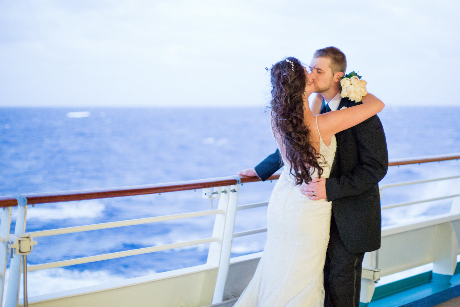 cruise-bride-and-groom.jpg