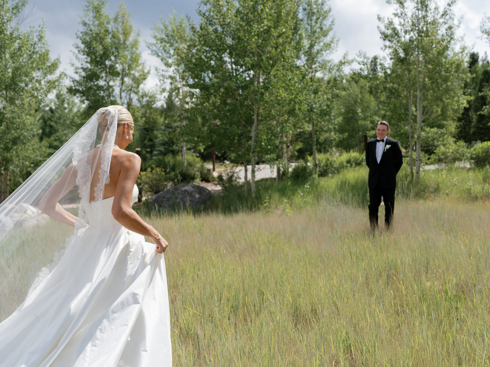 28-kelseycowley_weddingpreview_olivia&graydon