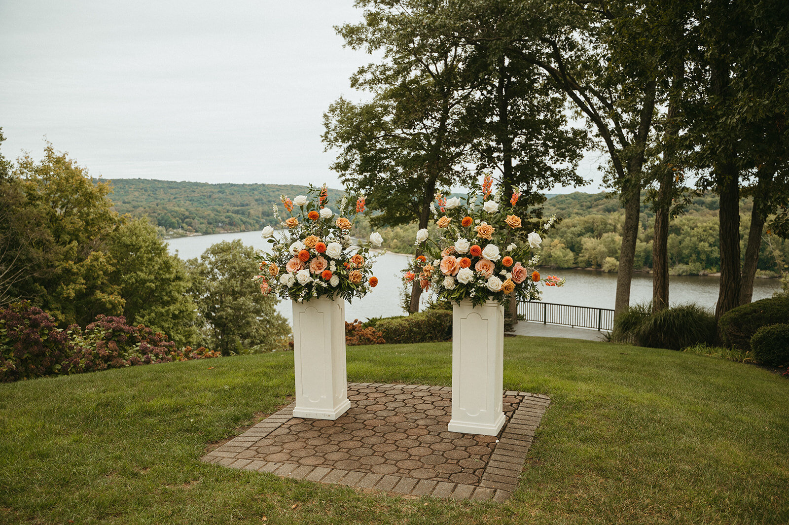 amberworks-floral-design-st-clements-castle-portland-ct-4