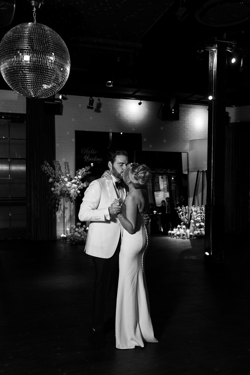 Chicago-wedding-photographer-lindsay-elaine-photography-925
