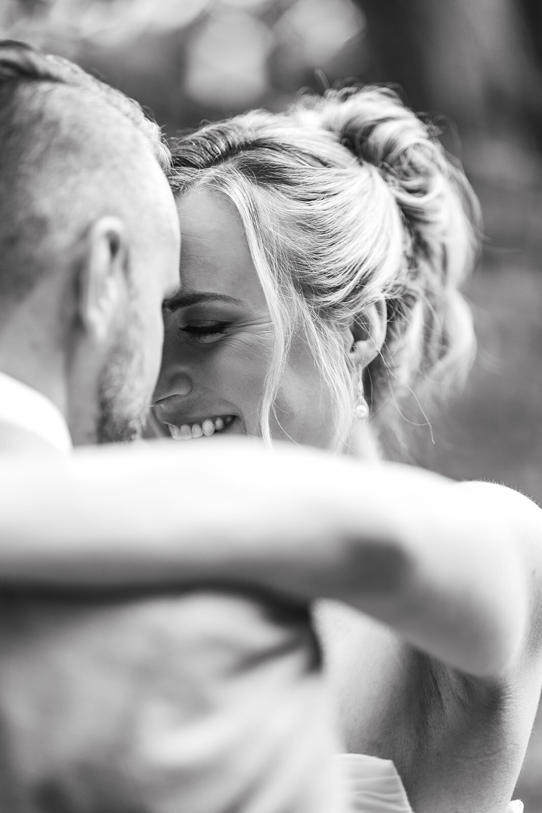 Steph and Dan_Sneak Peek-_websize