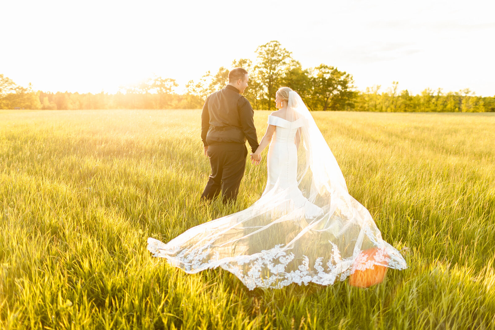 MinneapolisWeddingPhotographer,TwinCitiesWeddingPhotographer, ChanhassenWeddingPhotographer,MinneapolisNewbornPhotographer,PhotographersNearMe11