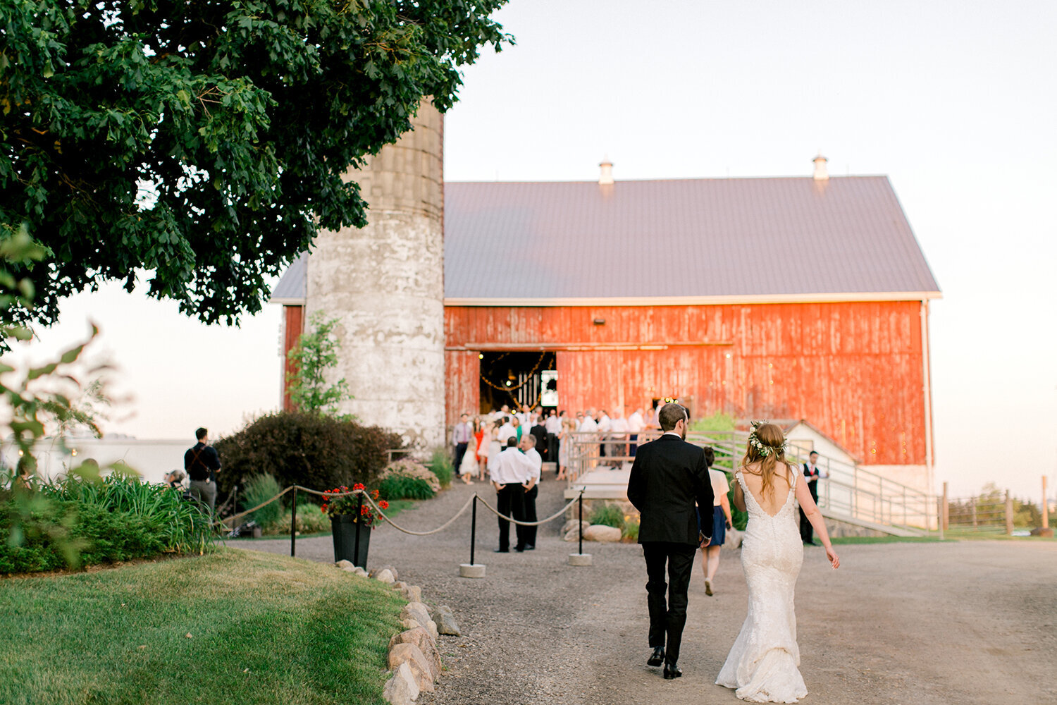 Cambium Farms Forever Wildfield Wedluxe Richelle Hunter 36
