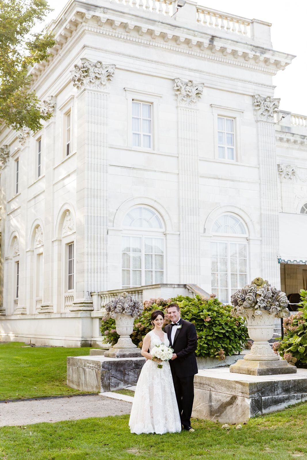 leila-james-events-newport-ri-wedding-planning-luxury-events-marble-house-kathleen-and-mike-lefebvre-photography-14