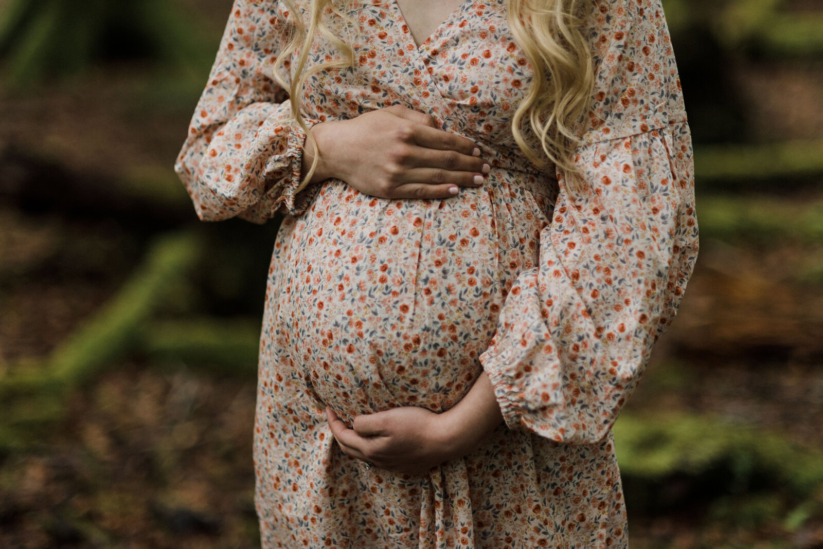 Devon maternity motherhood photo shoot Dartmoor Liberty Pearl Photography14