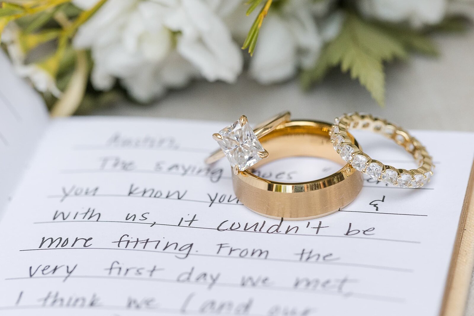 Phoenix-Wedding-Photographer-and-Videographer-Venue-at-the-Grove-ClaWed-1040