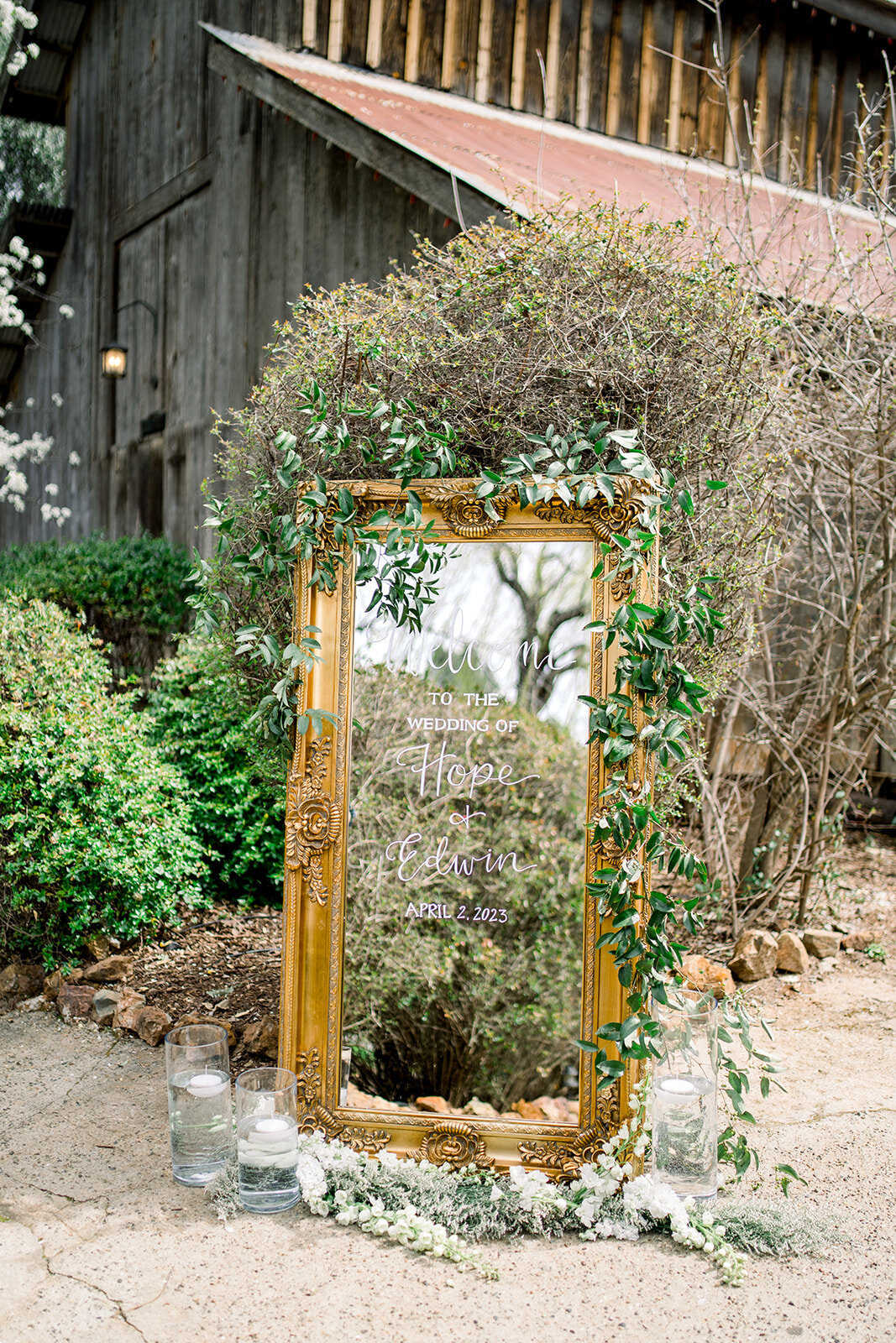 Stylish Wedding Reception Decor at Union Hill, California