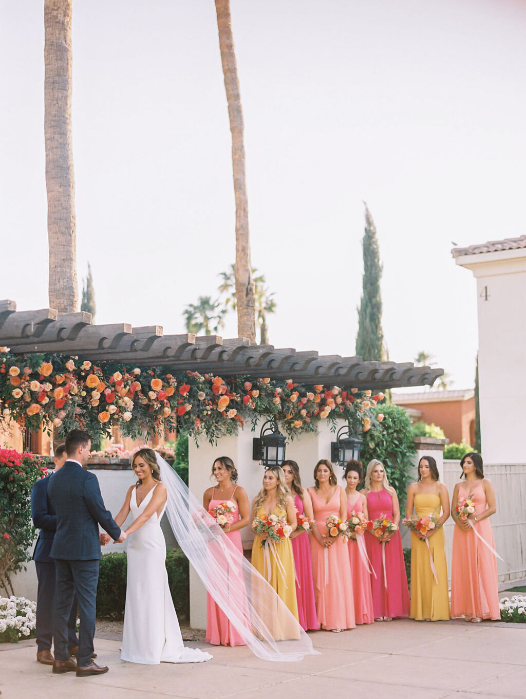 scottsdale-wedding-florist-ceremony-floral-installation-pink-orange