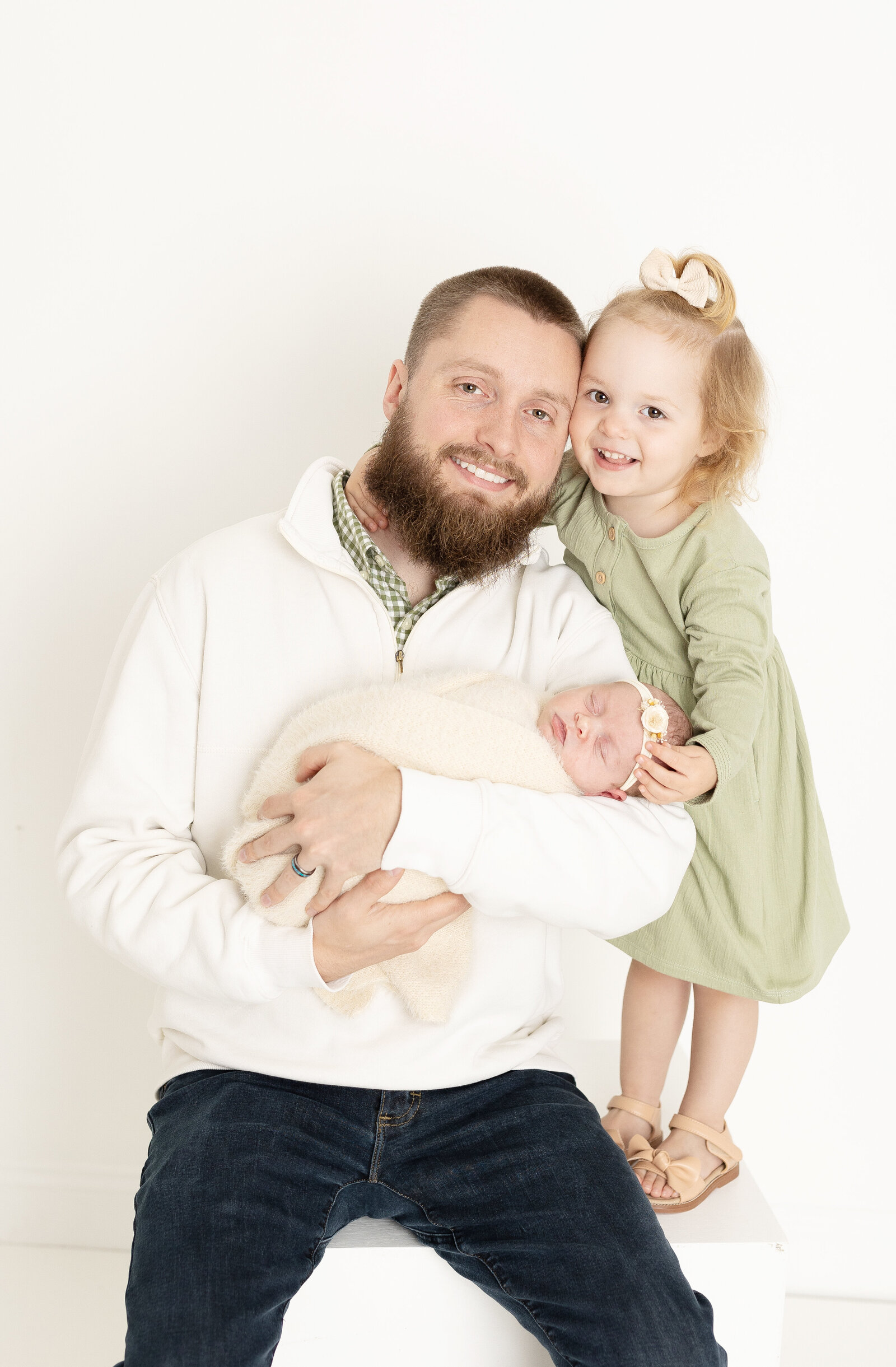 Daddy and his girls during Lehigh Valley newborn session