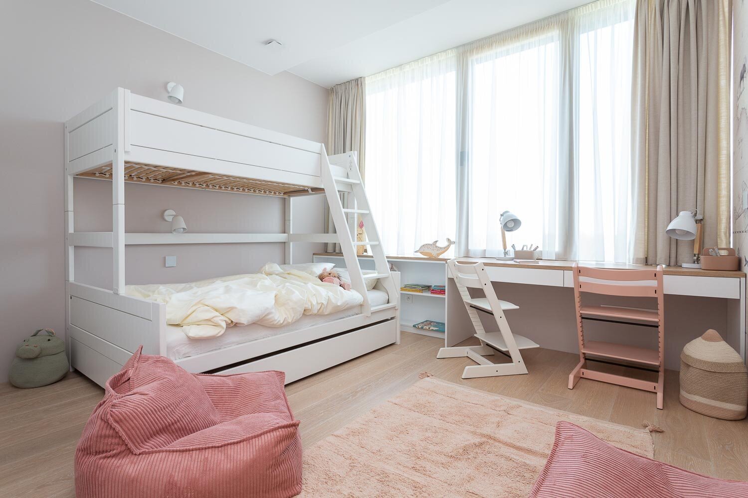 pokojíček pro dvě holčičky