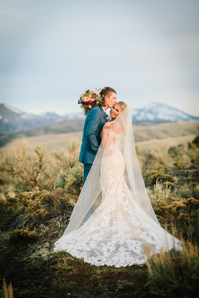 Jackson Hole photographers captures couple after Grand Teton wedding