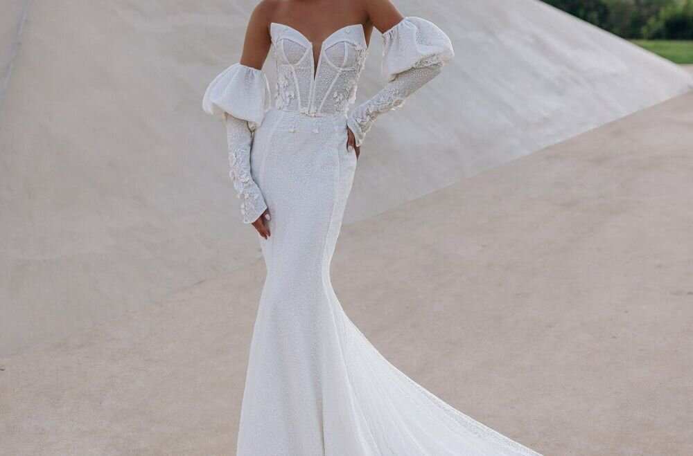 mermaid lace wedding dress with detachable sleeves