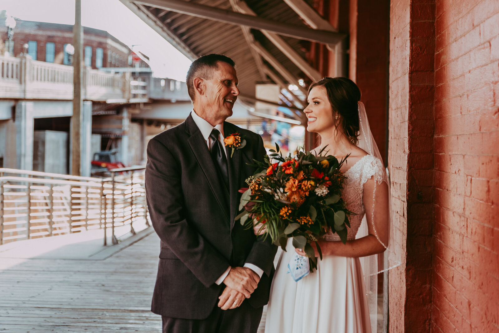 downtown-knoxville-wedding-photographer01