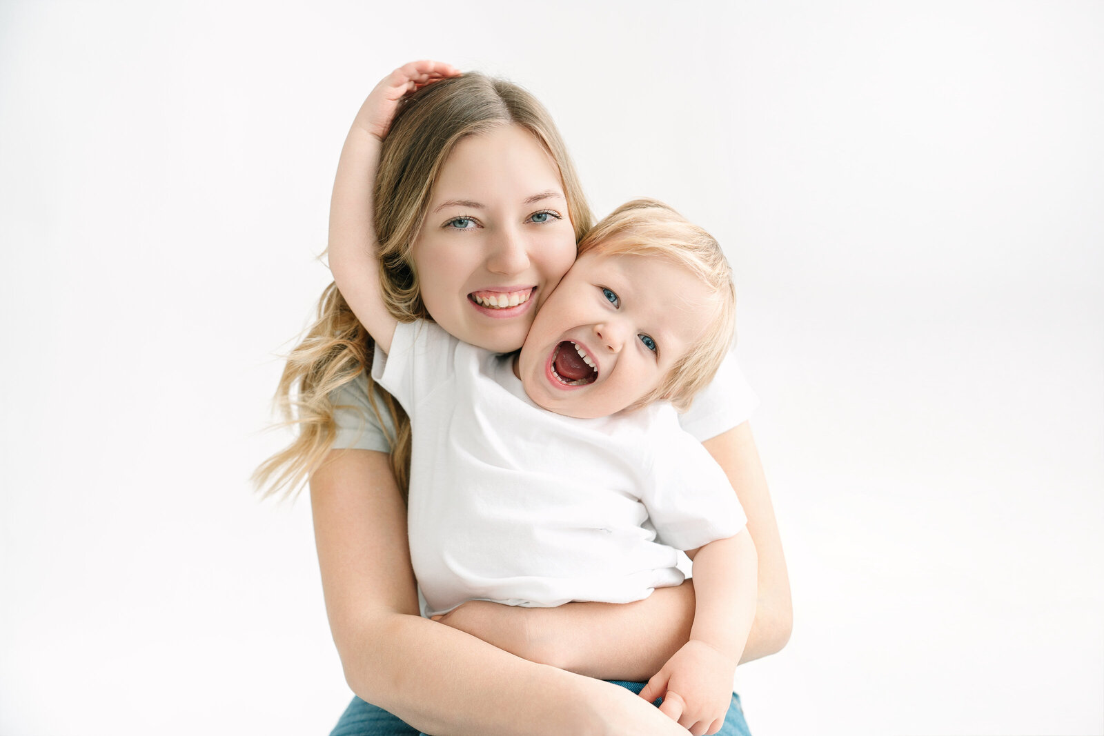 upper peninsula family photographer in iron mountain